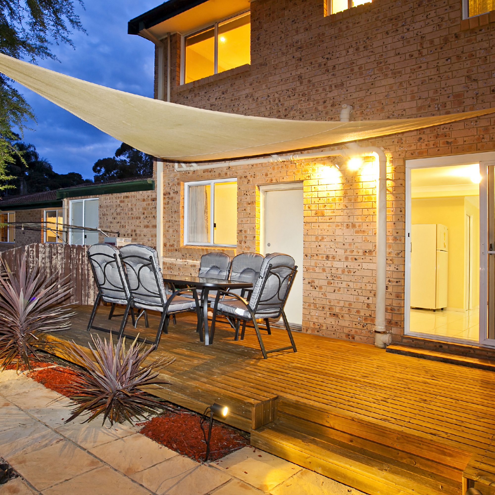 slider_image_019a81e684a8726ca03d5278d7072302