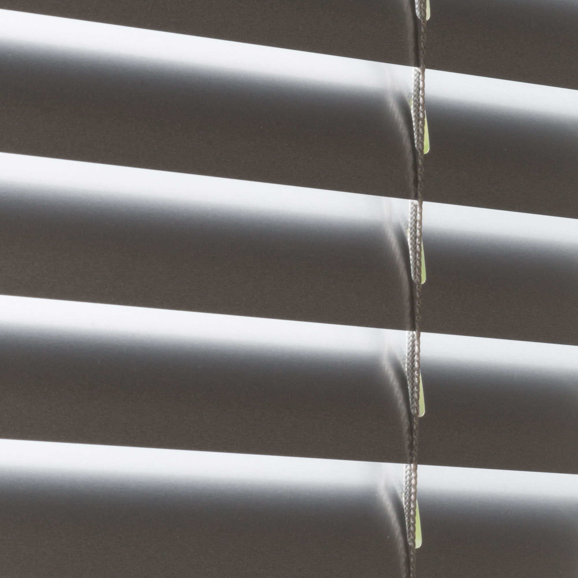 slider_image_019a86653d227301874f5d72951b6d93